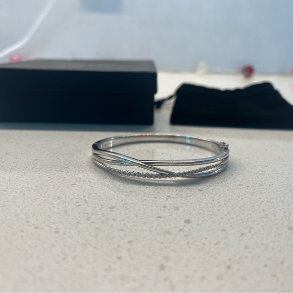 Peoples Diamond Silver bracelet - Picture 3 of 9